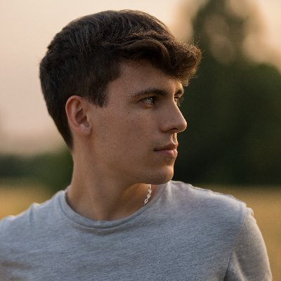 Jan Bambach̷'s profile picture