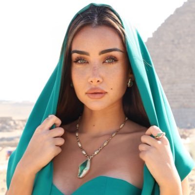 HannahElZahed's profile picture