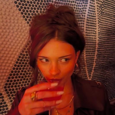 jess's profile picture