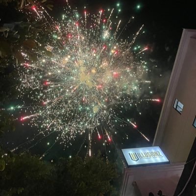 ILLUSIONS_LL's profile picture