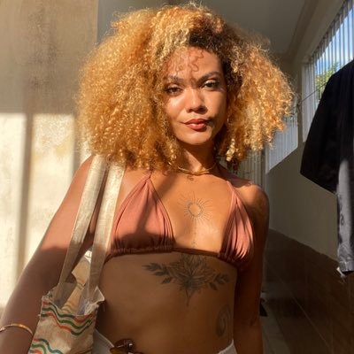 nega paçoquinha do peitinho y do bundao 🫦's profile picture