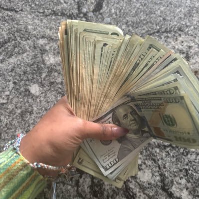 ArtsFreakShow's profile picture