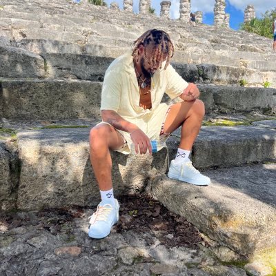 DGovernor12_'s profile picture