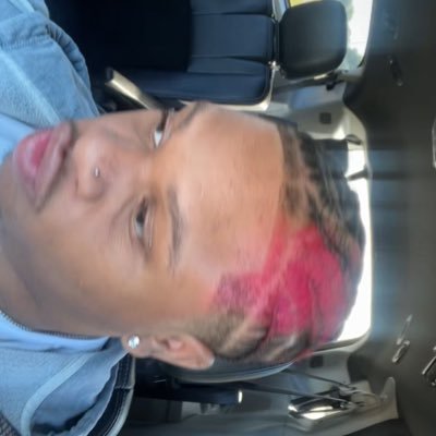 JAY's profile picture