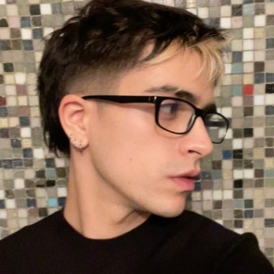 refi's profile picture
