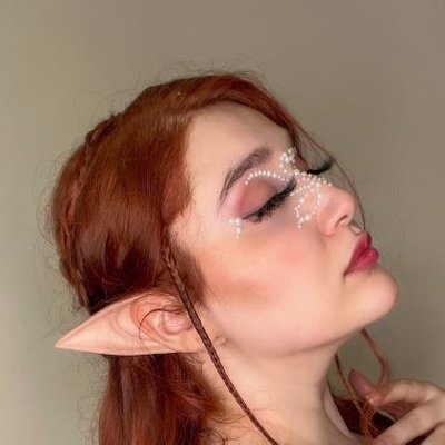 مولی ویزلی's profile picture