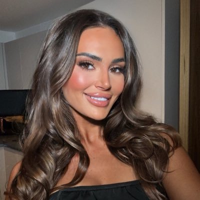 Charkelly9393's profile picture