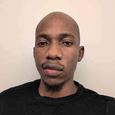 TayeloluJ's profile picture