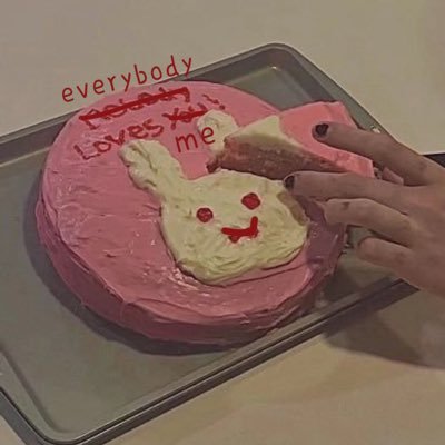 爱吃小蛋糕的人不会是坏人's profile picture