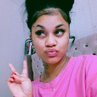 layla's profile picture