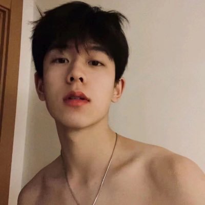 Y3Y18cm's profile picture