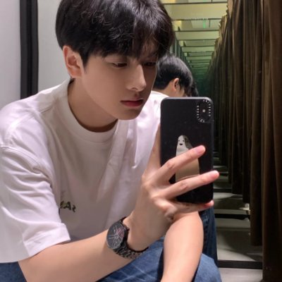 ZEKw5268's profile picture