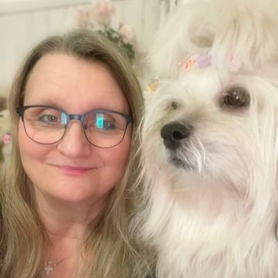 Yvette ✝️☦️🐕🦺's profile picture