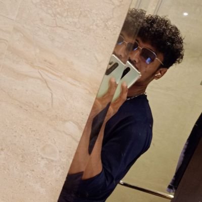 khoon tha oo #Stuff.Seller#'s profile picture