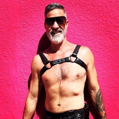 Nudeyogalife's profile picture