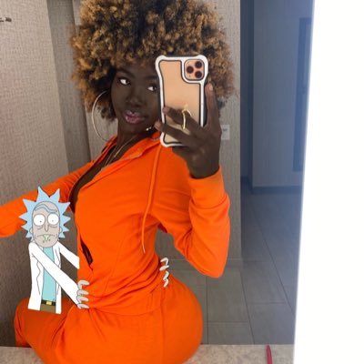 lazelledoll's profile picture
