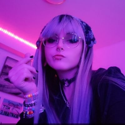 marmar 💜🐈⬛ 🔜 riptide :3's profile picture