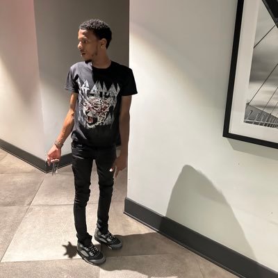 BuyMeAPatekkk's profile picture