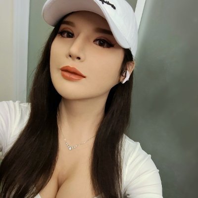珈小瑩 GinayoyoTW's profile picture