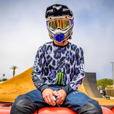 axell_hodges's profile picture