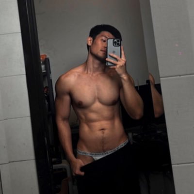 milknpeach1's profile picture