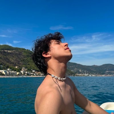 Eze's profile picture