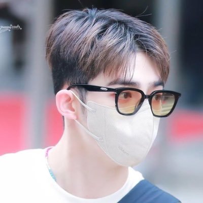 ey's profile picture
