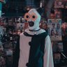 v.'s profile picture