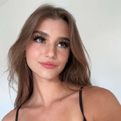 Brooke Monk's profile picture