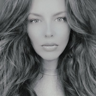 juliejolie_'s profile picture