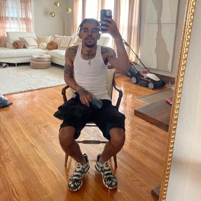 Sham Weezy's profile picture