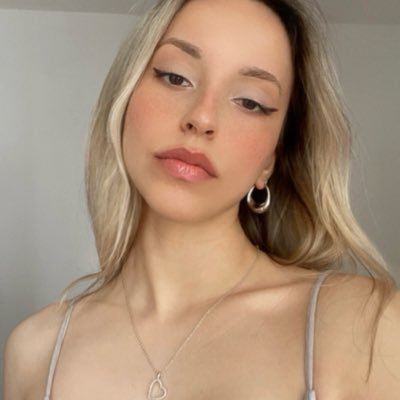 gozde's profile picture