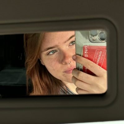 𝗆𝖾𝗋𝗒 🫧's profile picture
