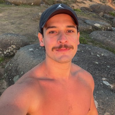gus is a gun's profile picture