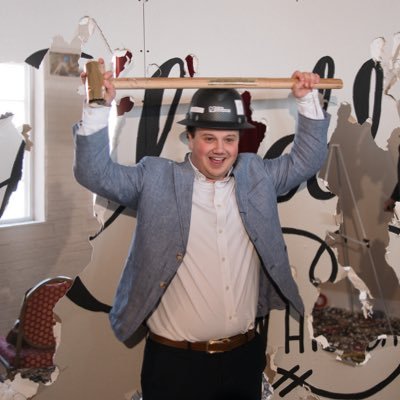 Zach Molzer's profile picture