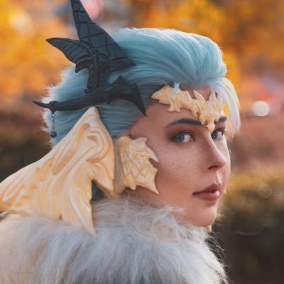 Em 🌃's profile picture