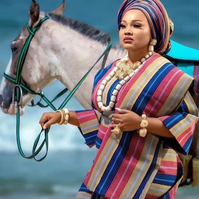 IyaLode EFUNSETAN 👸🏾's profile picture