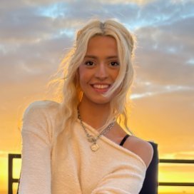 Claire Belford's profile picture