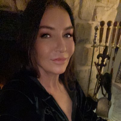 ⚜️JERRI⚜️'s profile picture