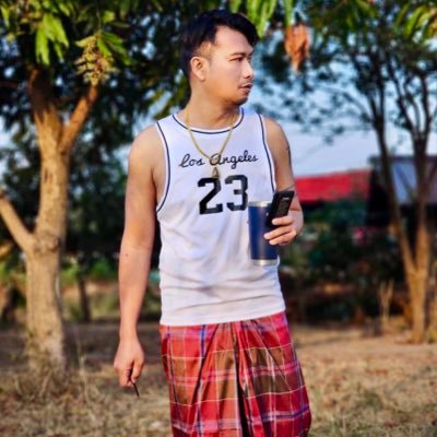 y_suttiphong's profile picture