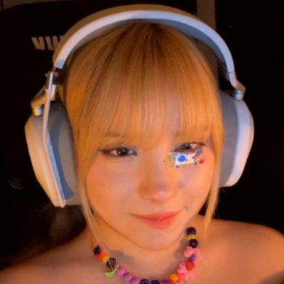 nanazortt's profile picture
