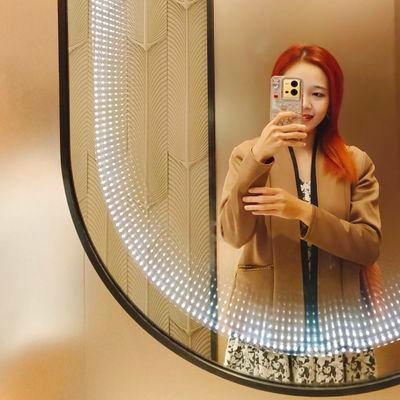 V 💫🧡🪄's profile picture