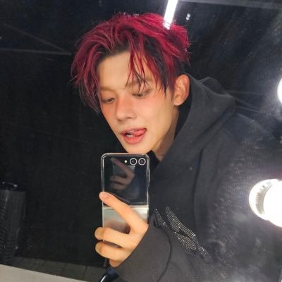 CYJEDlTS's profile picture