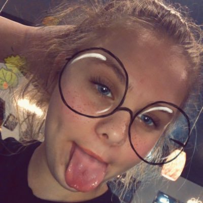 Alleypark🛍️🔮🎀's profile picture