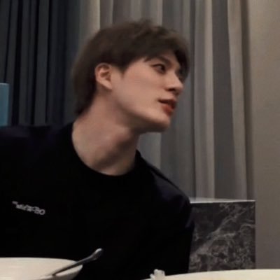 ay's profile picture