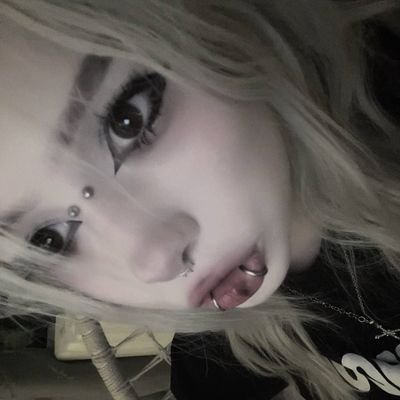 ✟Trinyx✟'s profile picture