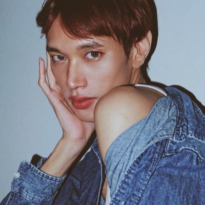 thisismecriss's profile picture