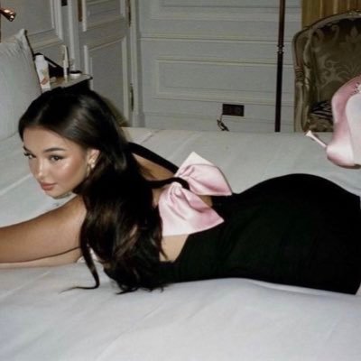 spoiledgirlcat's profile picture