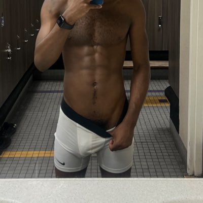 mmyronmichaels's profile picture