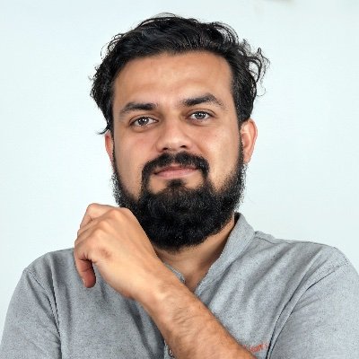 SuReSaRoz's profile picture